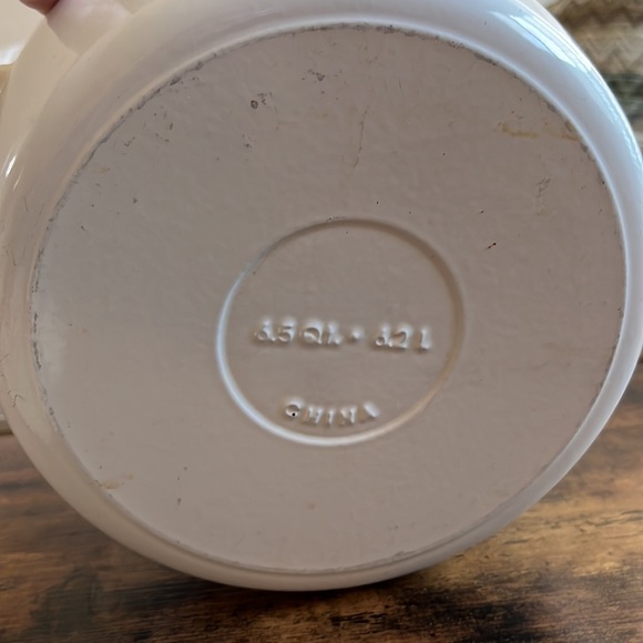 6.5 Qt Enameled Cast Iron Dutch Oven Pot
